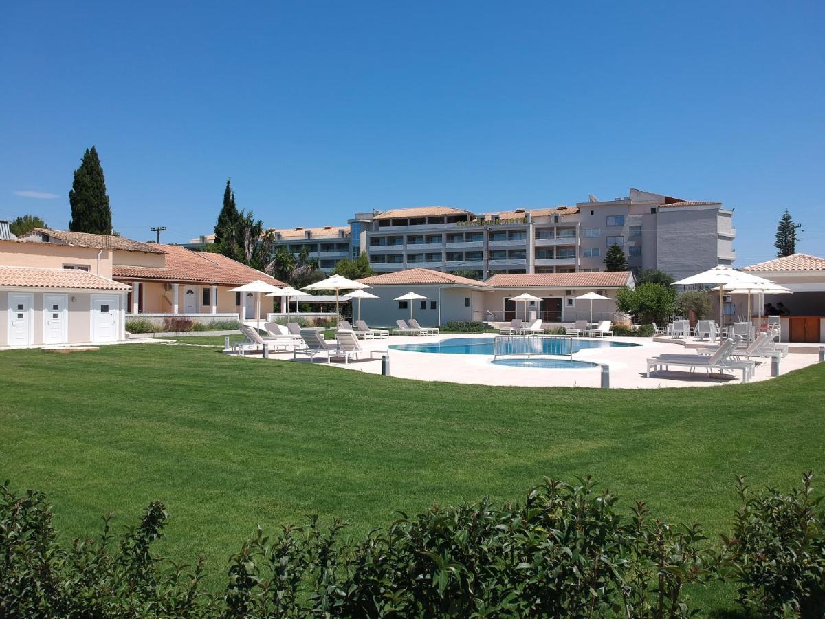 Santos Holidays Dassia  Exterior photo